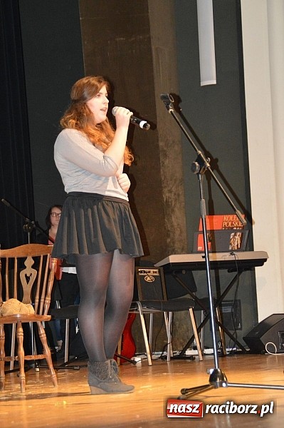 Zdjęcie w galerii na portalu naszraciborz.pl: Bóg się rodzi, gwiazda wschodzi – Jasełka ZSZ  wiadomości z regionu