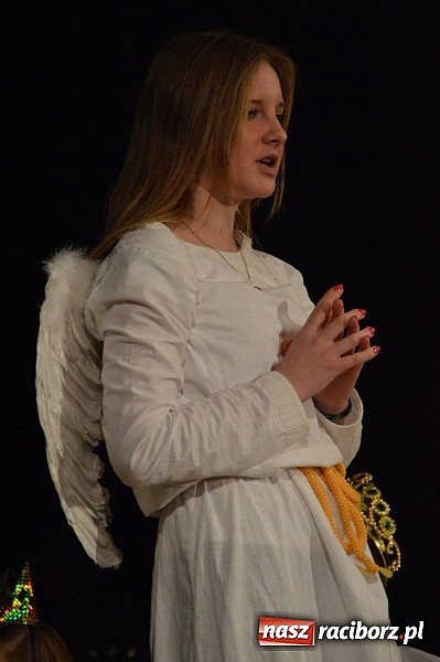 Zdjęcie w galerii na portalu naszraciborz.pl: Bóg się rodzi, gwiazda wschodzi – Jasełka ZSZ  wiadomości z regionu