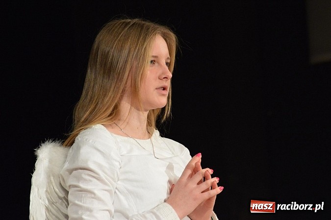 Zdjęcie w galerii na portalu naszraciborz.pl: Bóg się rodzi, gwiazda wschodzi – Jasełka ZSZ  wiadomości z regionu