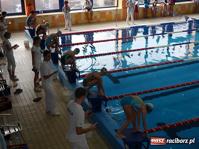 Zdjęcie w galerii na portalu naszraciborz.pl: Pływanie. Srebro Wiktorii Zub wiadomości z regionu