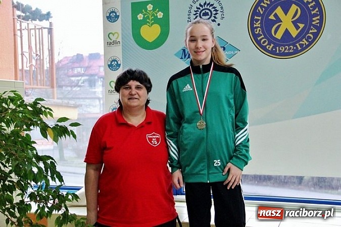Zdjęcie w galerii na portalu naszraciborz.pl: Pływanie. Srebro Wiktorii Zub wiadomości z regionu