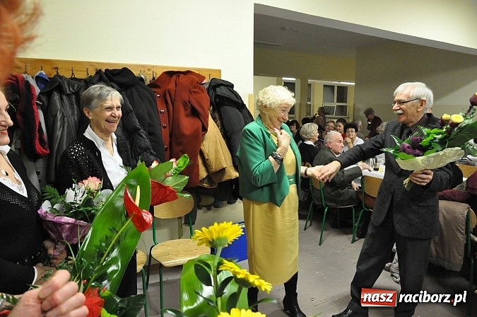 Zdjęcie w galerii na portalu naszraciborz.pl: Uniwersytet Trzeciego Wieku już po integracyjnej Wigilii wiadomości z regionu