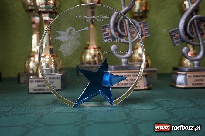 Zdjęcie w galerii na portalu naszraciborz.pl: Mistrz fletu - stu uczniów w konkursowych zmaganiach wiadomości z regionu