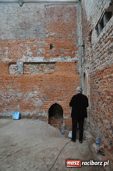 Zdjęcie w galerii na portalu naszraciborz.pl: Zamek pełen odkryć  wiadomości z regionu