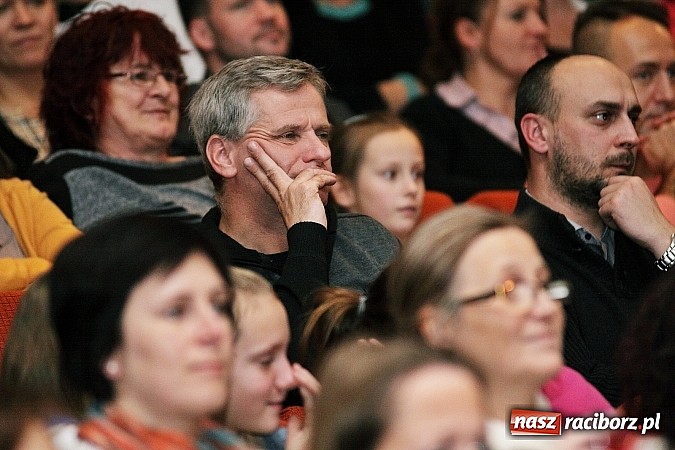 Zdjęcie w galerii na portalu naszraciborz.pl: Przepiękny świąteczny koncert w szkole muzycznej wiadomości z regionu