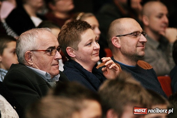 Zdjęcie w galerii na portalu naszraciborz.pl: Przepiękny świąteczny koncert w szkole muzycznej wiadomości z regionu