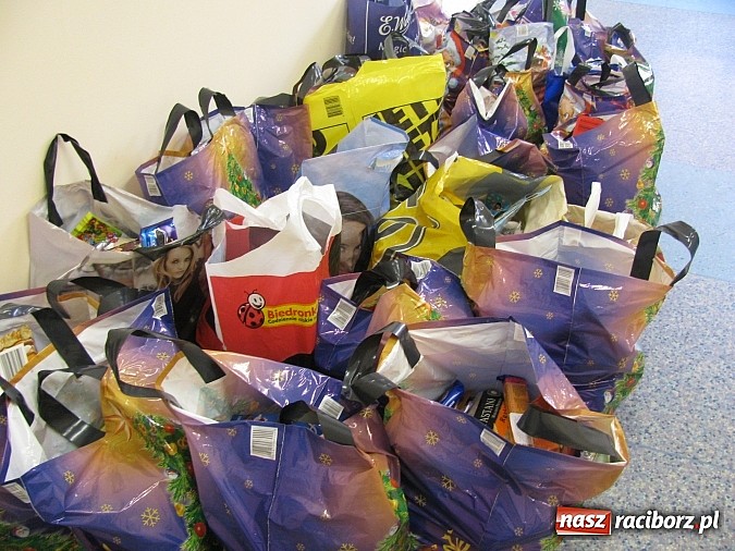 Zdjęcie w galerii na portalu naszraciborz.pl: Dostrzegają potrzeby innych i okazują pomoc  wiadomości z regionu