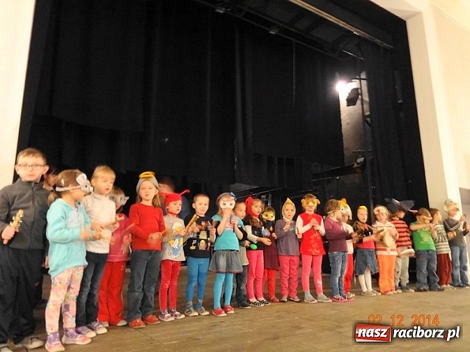 Zdjęcie w galerii na portalu naszraciborz.pl: Jak w Fiku-miku na święta czekamy wiadomości z regionu