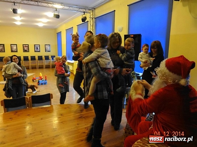 Zdjęcie w galerii na portalu naszraciborz.pl: Jak w Fiku-miku na święta czekamy wiadomości z regionu