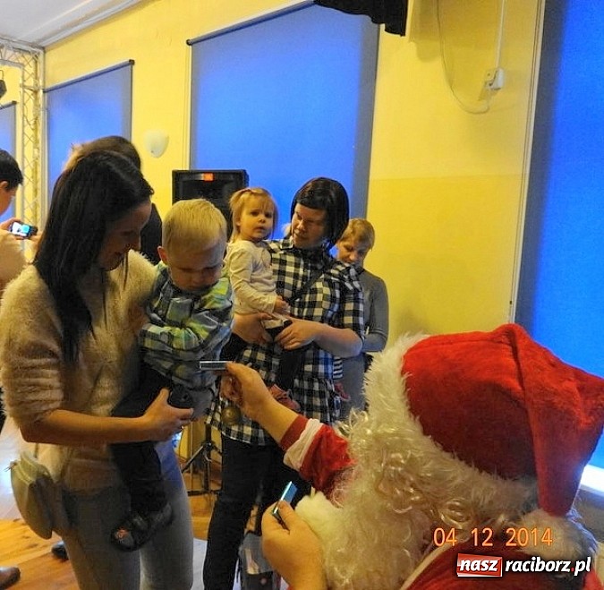 Zdjęcie w galerii na portalu naszraciborz.pl: Jak w Fiku-miku na święta czekamy wiadomości z regionu