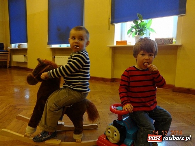 Zdjęcie w galerii na portalu naszraciborz.pl: Jak w Fiku-miku na święta czekamy wiadomości z regionu