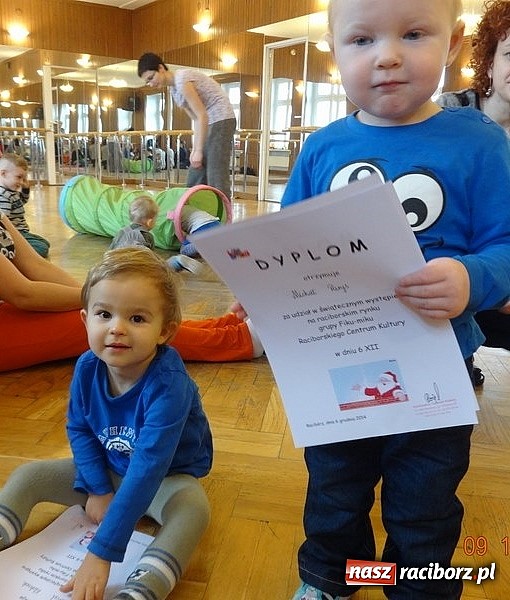 Zdjęcie w galerii na portalu naszraciborz.pl: Jak w Fiku-miku na święta czekamy wiadomości z regionu