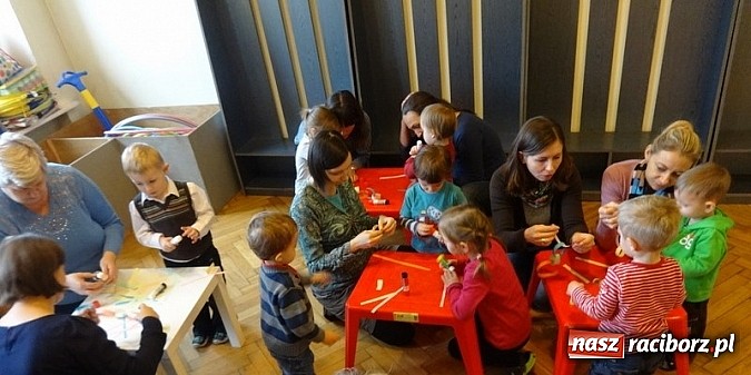 Zdjęcie w galerii na portalu naszraciborz.pl: Jak w Fiku-miku na święta czekamy wiadomości z regionu