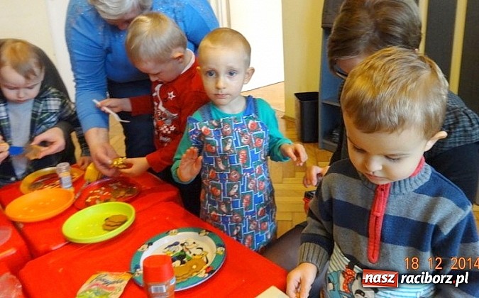 Zdjęcie w galerii na portalu naszraciborz.pl: Jak w Fiku-miku na święta czekamy wiadomości z regionu