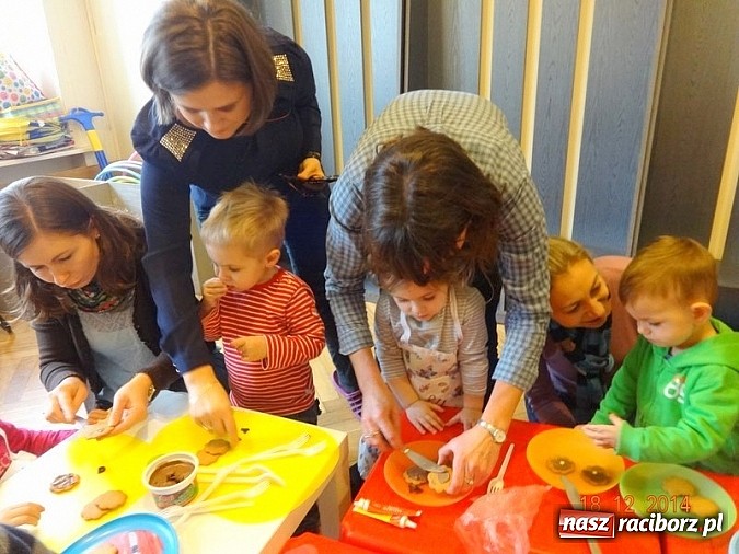 Zdjęcie w galerii na portalu naszraciborz.pl: Jak w Fiku-miku na święta czekamy wiadomości z regionu