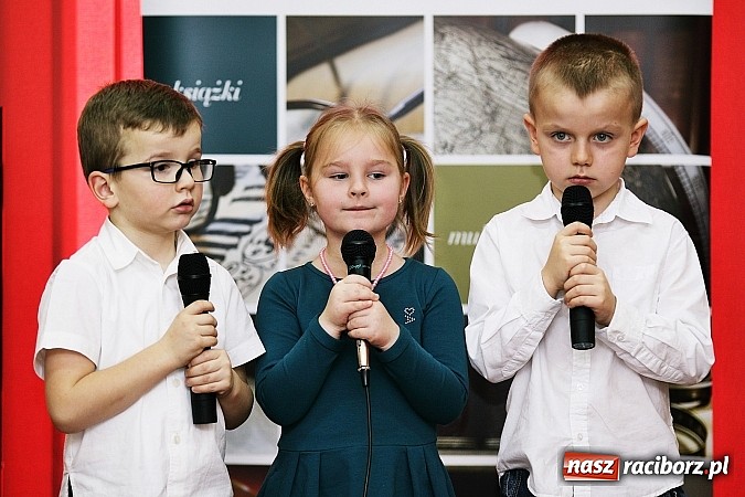 Zdjęcie w galerii na portalu naszraciborz.pl: Wszyscy Pana witajcie i pięknie Mu zaśpiewajcie wiadomości z regionu