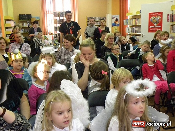 Zdjęcie w galerii na portalu naszraciborz.pl: Wszyscy Pana witajcie i pięknie Mu zaśpiewajcie wiadomości z regionu