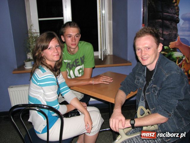 Zdjęcie w galerii na portalu naszraciborz.pl: Rekordowa nocna premiera Harrego Pottera   wiadomości z regionu