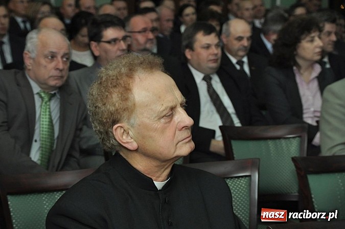 Zdjęcie w galerii na portalu naszraciborz.pl: Spotkanie świąteczne w Rafako wiadomości z regionu