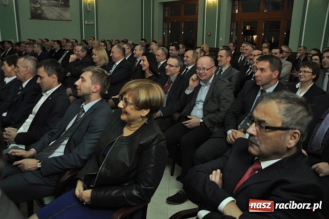 Zdjęcie w galerii na portalu naszraciborz.pl: Spotkanie świąteczne w Rafako wiadomości z regionu