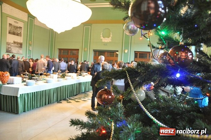 Zdjęcie w galerii na portalu naszraciborz.pl: Spotkanie świąteczne w Rafako wiadomości z regionu