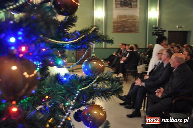 Zdjęcie w galerii na portalu naszraciborz.pl: Spotkanie świąteczne w Rafako wiadomości z regionu
