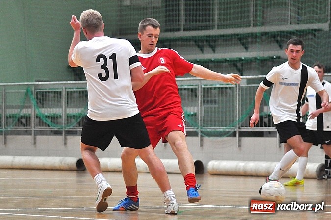 Zdjęcie w galerii na portalu naszraciborz.pl: HLPN: Pewne zwycięstwa Grotransu i AMJ Dach-Mig wiadomości z regionu