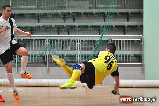 Zdjęcie w galerii na portalu naszraciborz.pl: HLPN: Pewne zwycięstwa Grotransu i AMJ Dach-Mig wiadomości z regionu