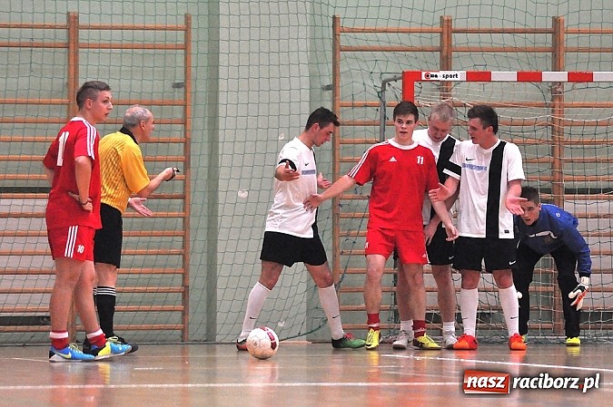 Zdjęcie w galerii na portalu naszraciborz.pl: HLPN: Pewne zwycięstwa Grotransu i AMJ Dach-Mig wiadomości z regionu