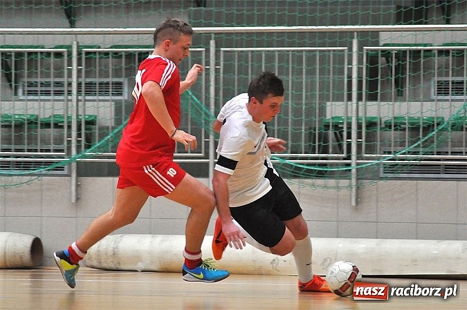 Zdjęcie w galerii na portalu naszraciborz.pl: HLPN: Pewne zwycięstwa Grotransu i AMJ Dach-Mig wiadomości z regionu