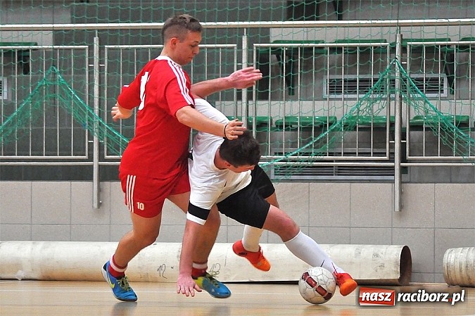Zdjęcie w galerii na portalu naszraciborz.pl: HLPN: Pewne zwycięstwa Grotransu i AMJ Dach-Mig wiadomości z regionu