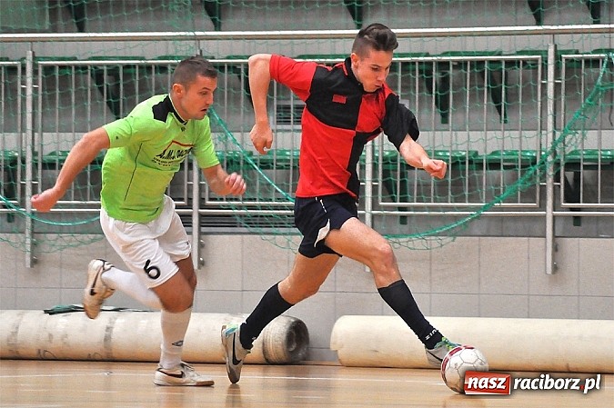 Zdjęcie w galerii na portalu naszraciborz.pl: HLPN: Pewne zwycięstwa Grotransu i AMJ Dach-Mig wiadomości z regionu