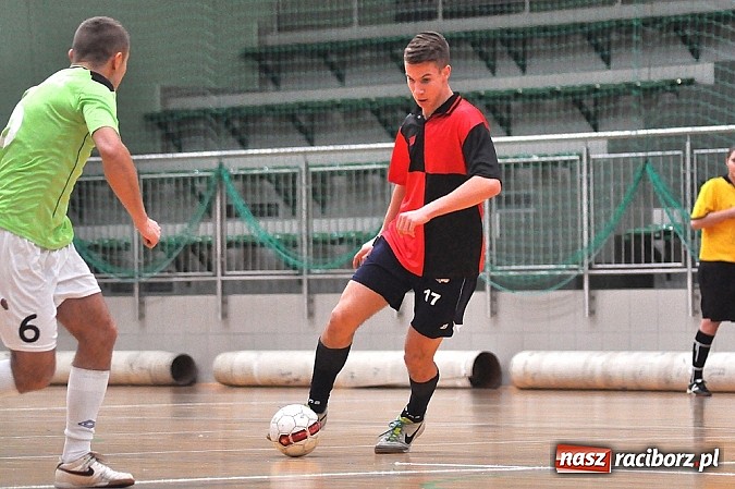 Zdjęcie w galerii na portalu naszraciborz.pl: HLPN: Pewne zwycięstwa Grotransu i AMJ Dach-Mig wiadomości z regionu
