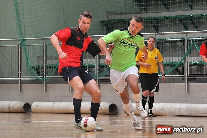 Zdjęcie w galerii na portalu naszraciborz.pl: HLPN: Pewne zwycięstwa Grotransu i AMJ Dach-Mig wiadomości z regionu