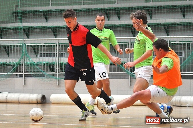 Zdjęcie w galerii na portalu naszraciborz.pl: HLPN: Pewne zwycięstwa Grotransu i AMJ Dach-Mig wiadomości z regionu