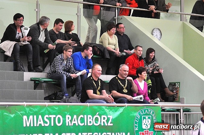 Zdjęcie w galerii na portalu naszraciborz.pl: Zażarta walka w końcówce i porażka AZS-u wiadomości z regionu