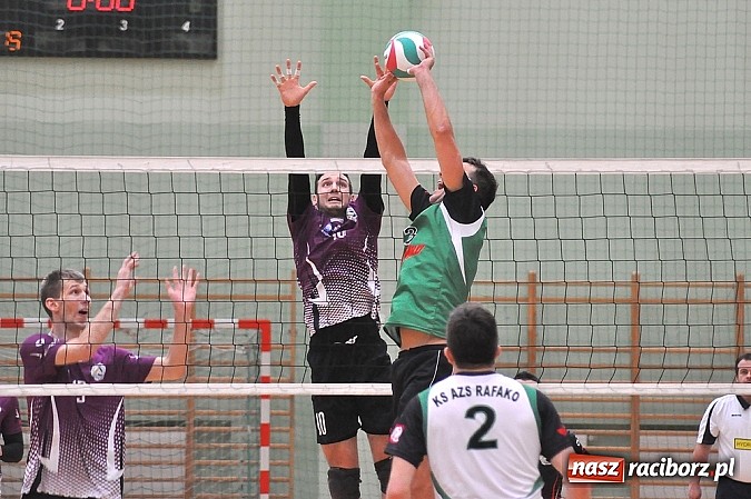 Zdjęcie w galerii na portalu naszraciborz.pl: Zażarta walka w końcówce i porażka AZS-u wiadomości z regionu