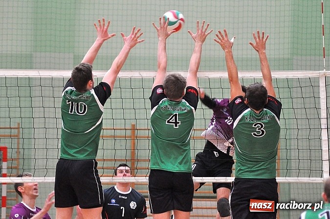 Zdjęcie w galerii na portalu naszraciborz.pl: Zażarta walka w końcówce i porażka AZS-u wiadomości z regionu