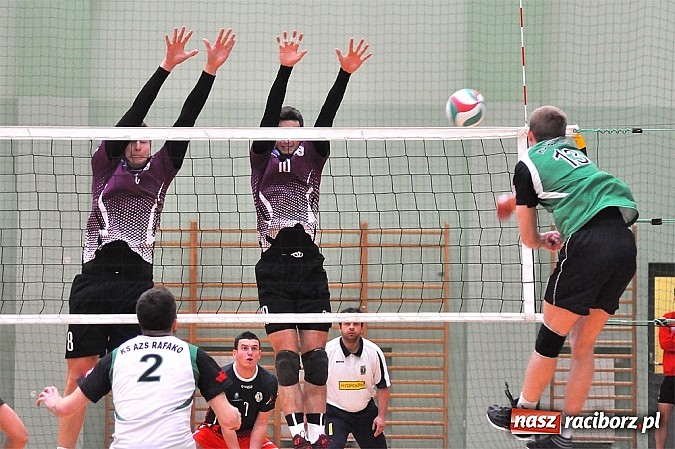 Zdjęcie w galerii na portalu naszraciborz.pl: Zażarta walka w końcówce i porażka AZS-u wiadomości z regionu