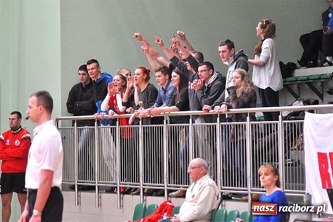Zdjęcie w galerii na portalu naszraciborz.pl: Zażarta walka w końcówce i porażka AZS-u wiadomości z regionu