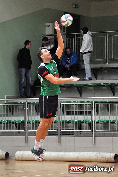 Zdjęcie w galerii na portalu naszraciborz.pl: Zażarta walka w końcówce i porażka AZS-u wiadomości z regionu