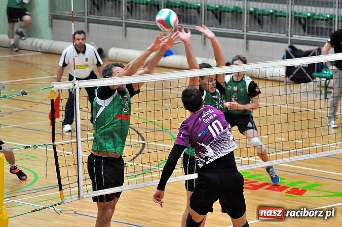 Zdjęcie w galerii na portalu naszraciborz.pl: Zażarta walka w końcówce i porażka AZS-u wiadomości z regionu