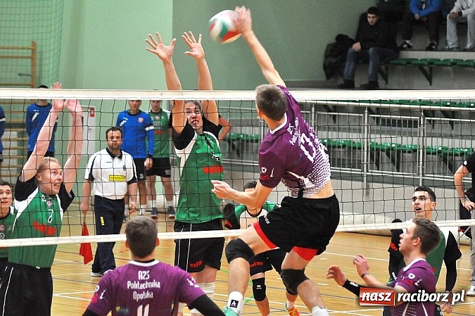 Zdjęcie w galerii na portalu naszraciborz.pl: Zażarta walka w końcówce i porażka AZS-u wiadomości z regionu