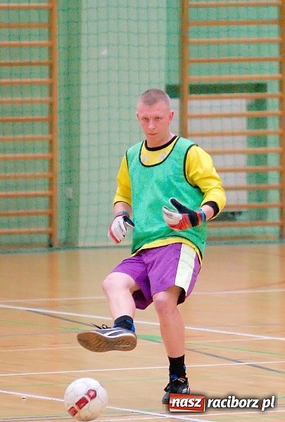 Zdjęcie w galerii na portalu naszraciborz.pl: Płomień zgaszony. Galaktyczni górą nad Cukiernią. Nerwowo w starciu Partnera z Mat-Bruk wiadomości z regionu