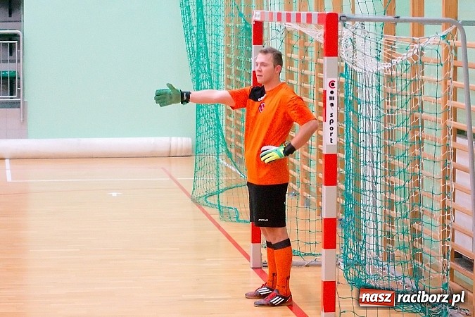 Zdjęcie w galerii na portalu naszraciborz.pl: Płomień zgaszony. Galaktyczni górą nad Cukiernią. Nerwowo w starciu Partnera z Mat-Bruk wiadomości z regionu