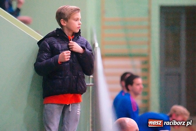 Zdjęcie w galerii na portalu naszraciborz.pl: HLPN: Nerwowo i czerwono w I lidze. Tritle lepsze w hicie kolejki wiadomości z regionu