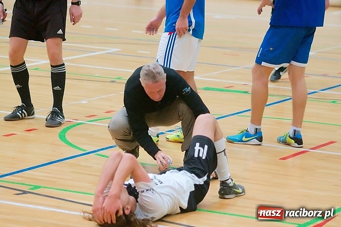 Zdjęcie w galerii na portalu naszraciborz.pl: HLPN: Nerwowo i czerwono w I lidze. Tritle lepsze w hicie kolejki wiadomości z regionu