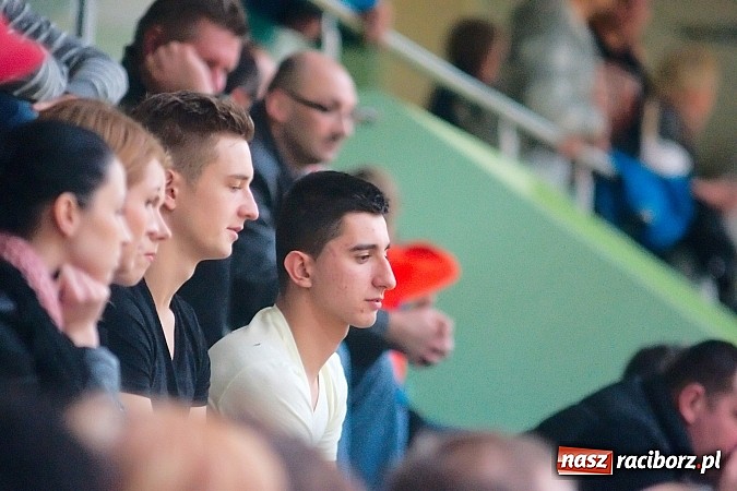 Zdjęcie w galerii na portalu naszraciborz.pl: HLPN: Nerwowo i czerwono w I lidze. Tritle lepsze w hicie kolejki wiadomości z regionu