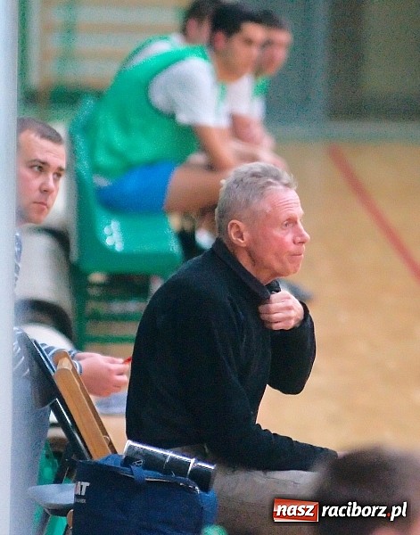 Zdjęcie w galerii na portalu naszraciborz.pl: HLPN: Nerwowo i czerwono w I lidze. Tritle lepsze w hicie kolejki wiadomości z regionu