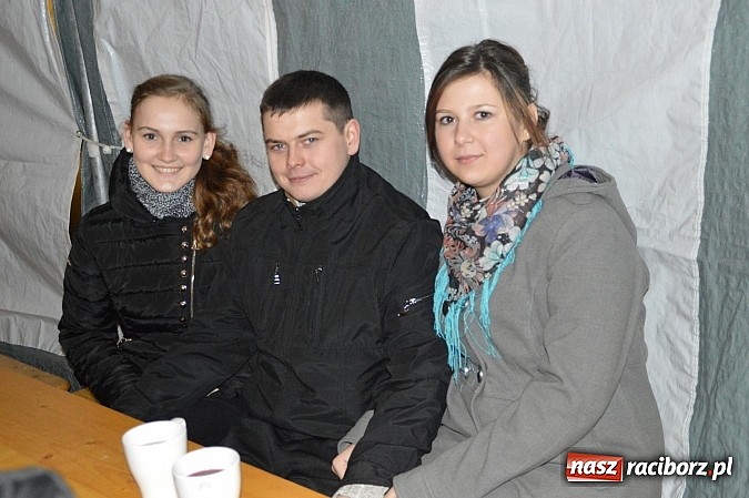 Zdjęcie w galerii na portalu naszraciborz.pl: Spotkanie przy choince w Bieńkowicach  wiadomości z regionu